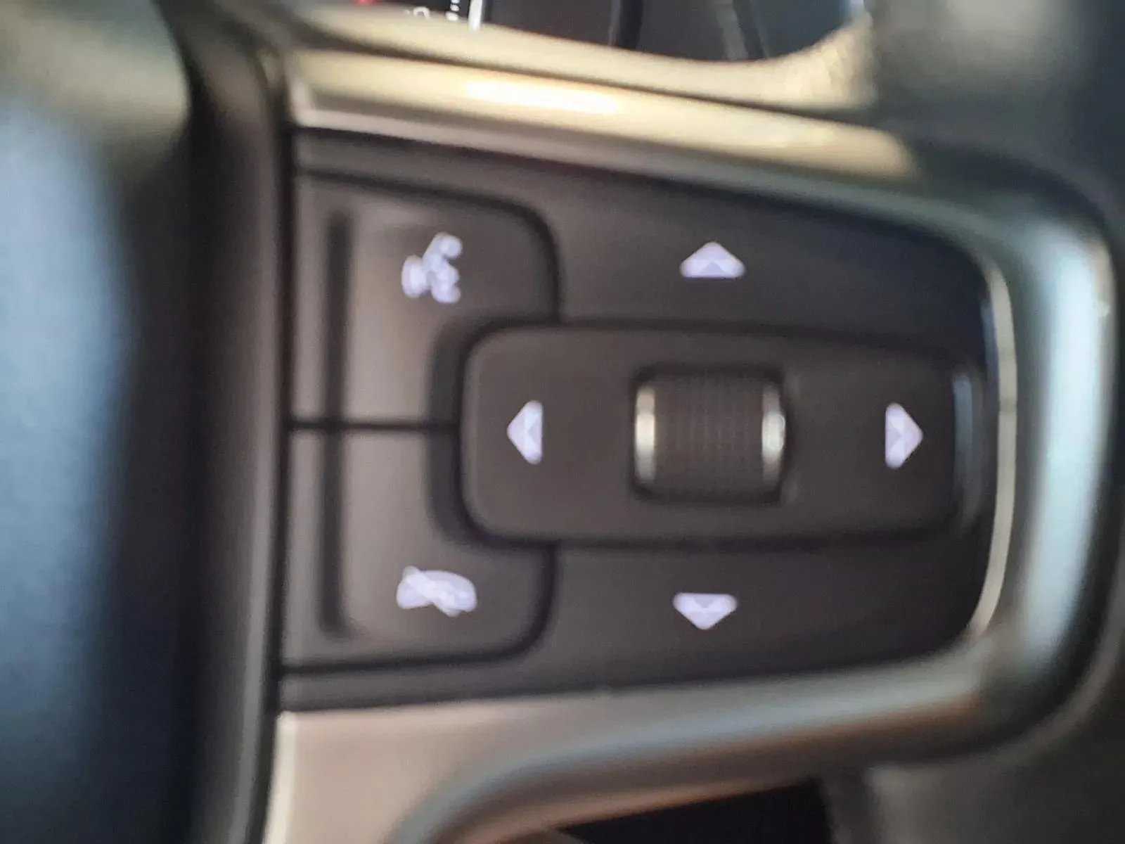 Chevrolet Tahoe photo 27