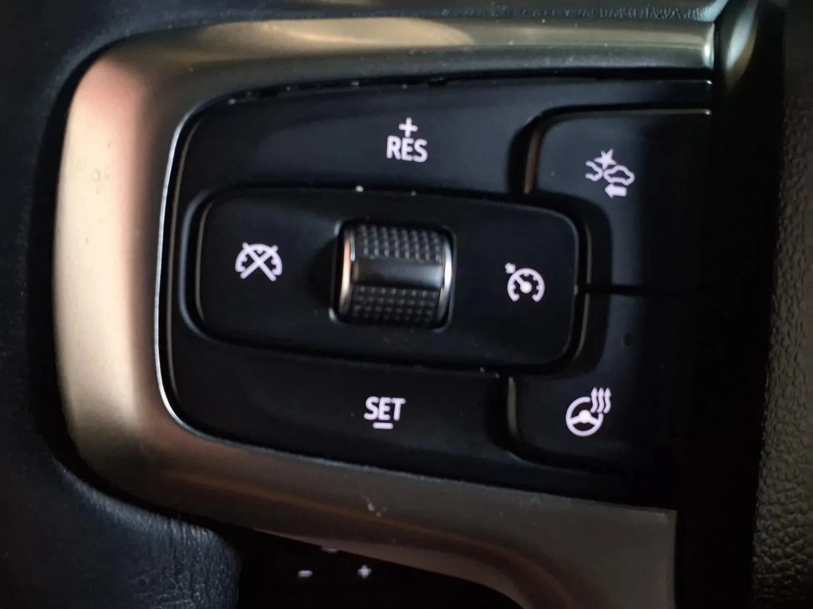 Chevrolet Tahoe photo 29