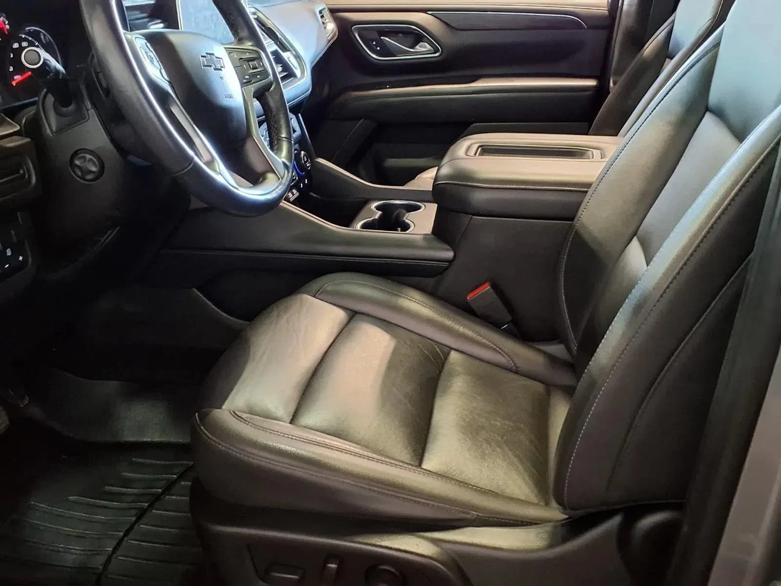 Chevrolet Tahoe photo 19