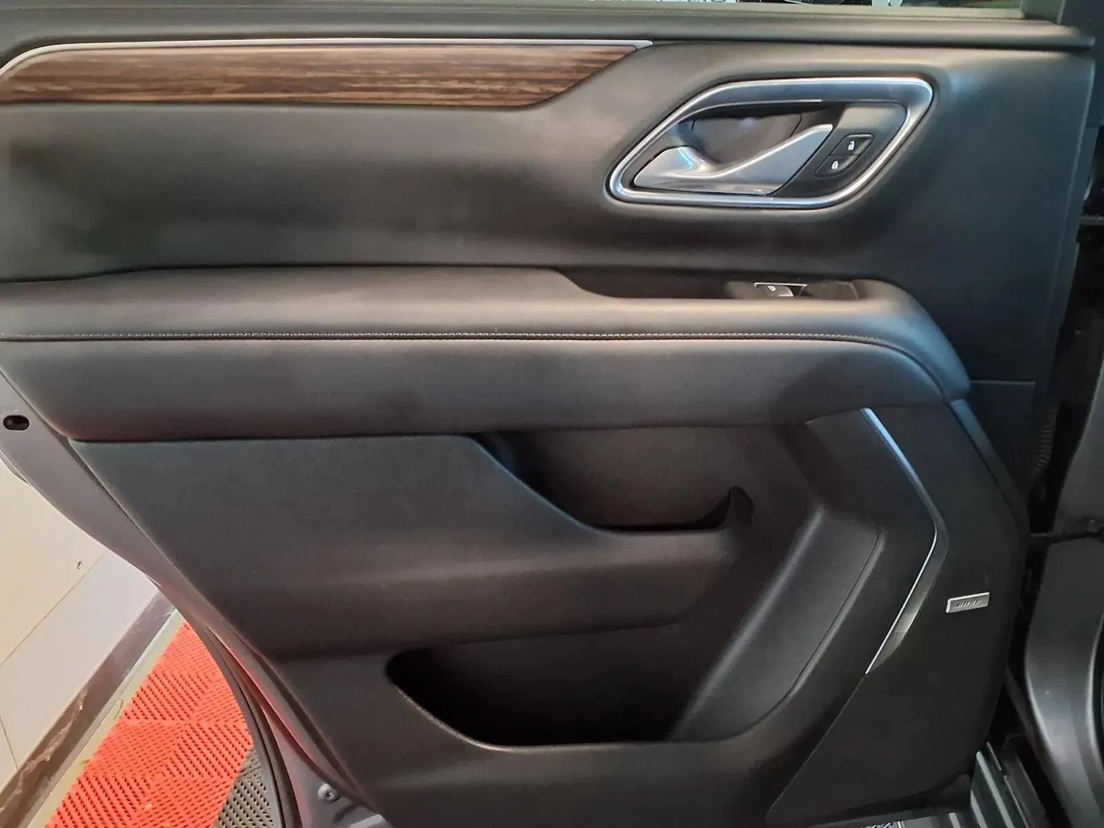 Chevrolet Tahoe photo 15