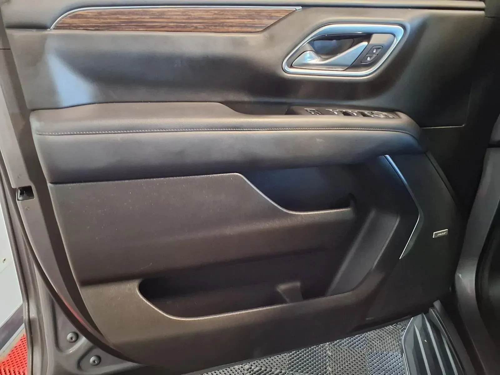 Chevrolet Tahoe photo 17