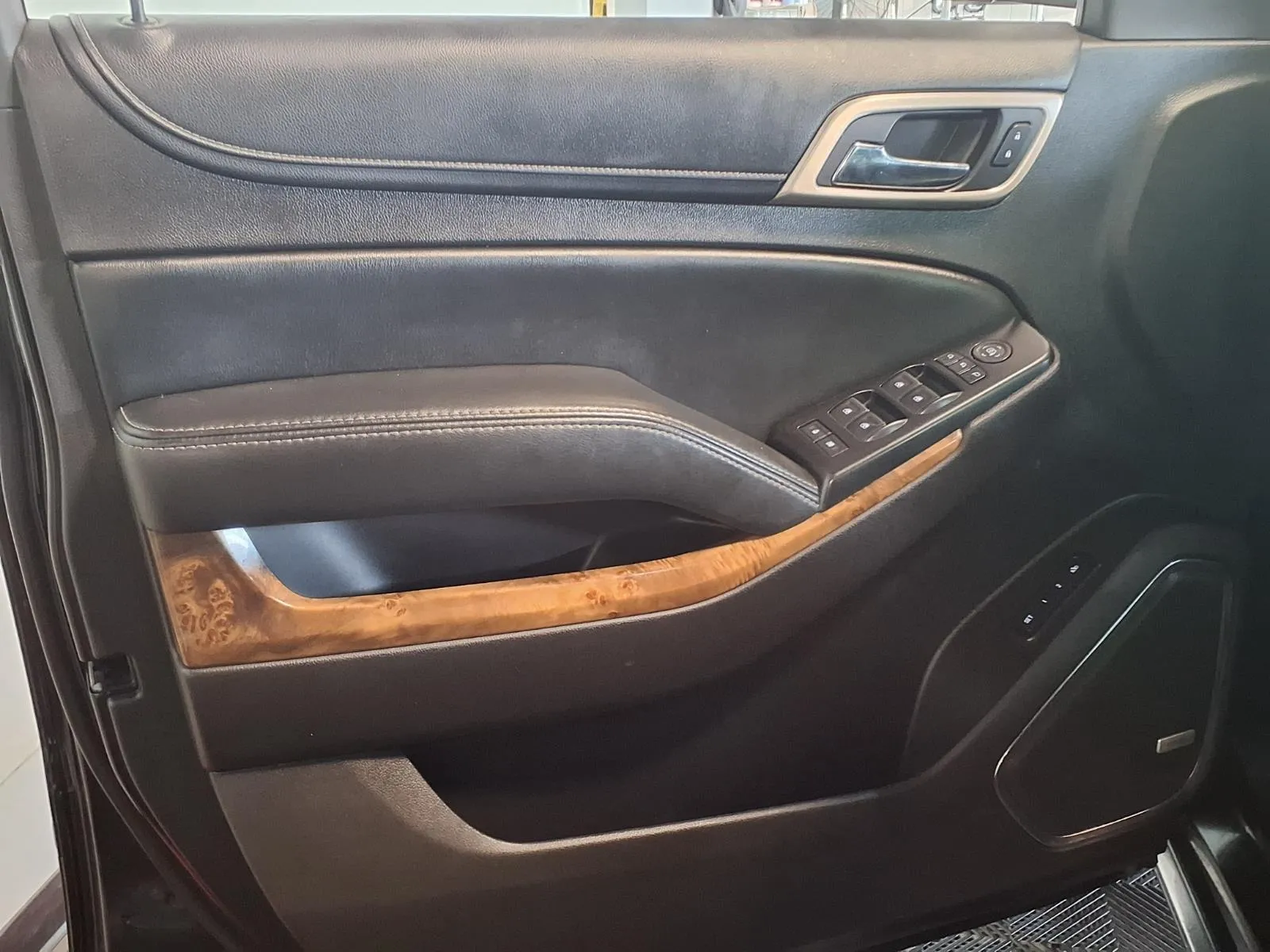 GMC Yukon XL photo 17