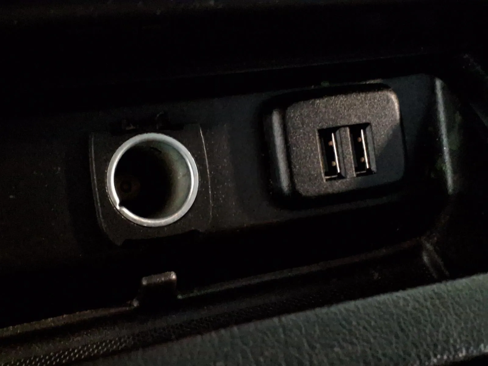 GMC Yukon XL photo 23