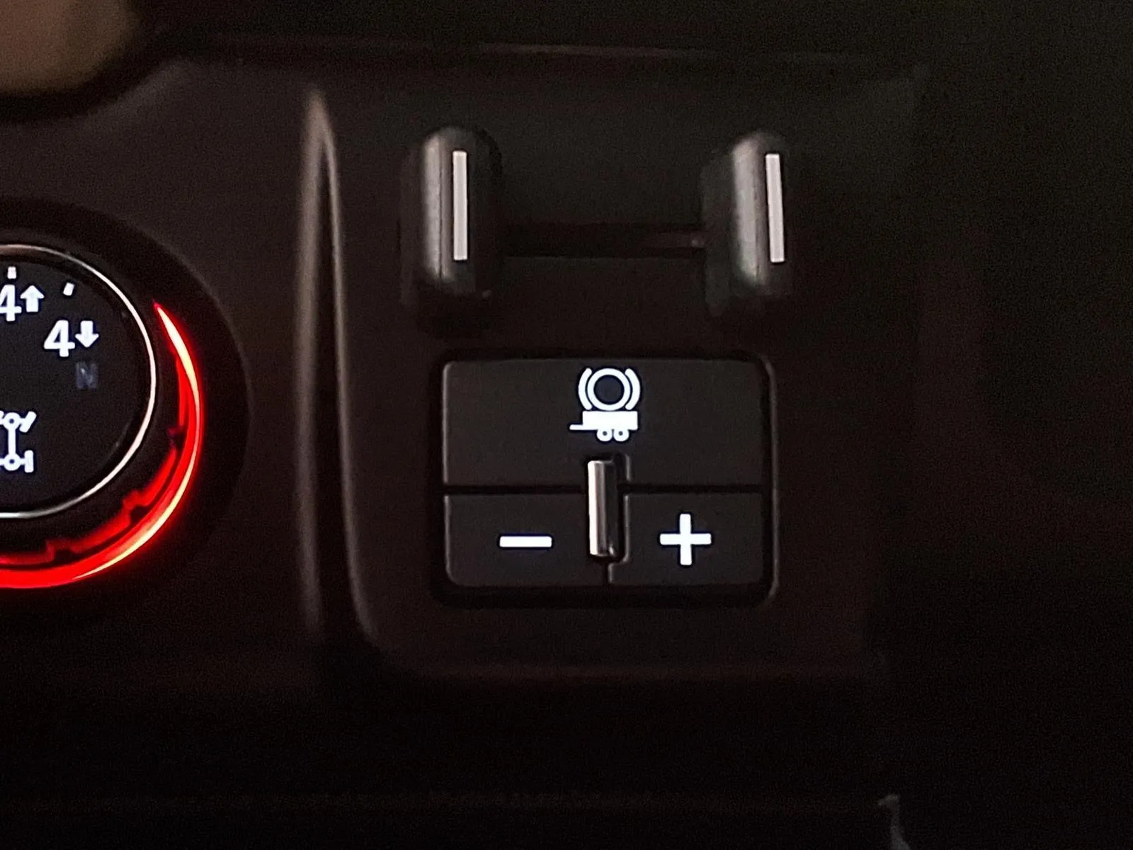 GMC Yukon XL photo 29