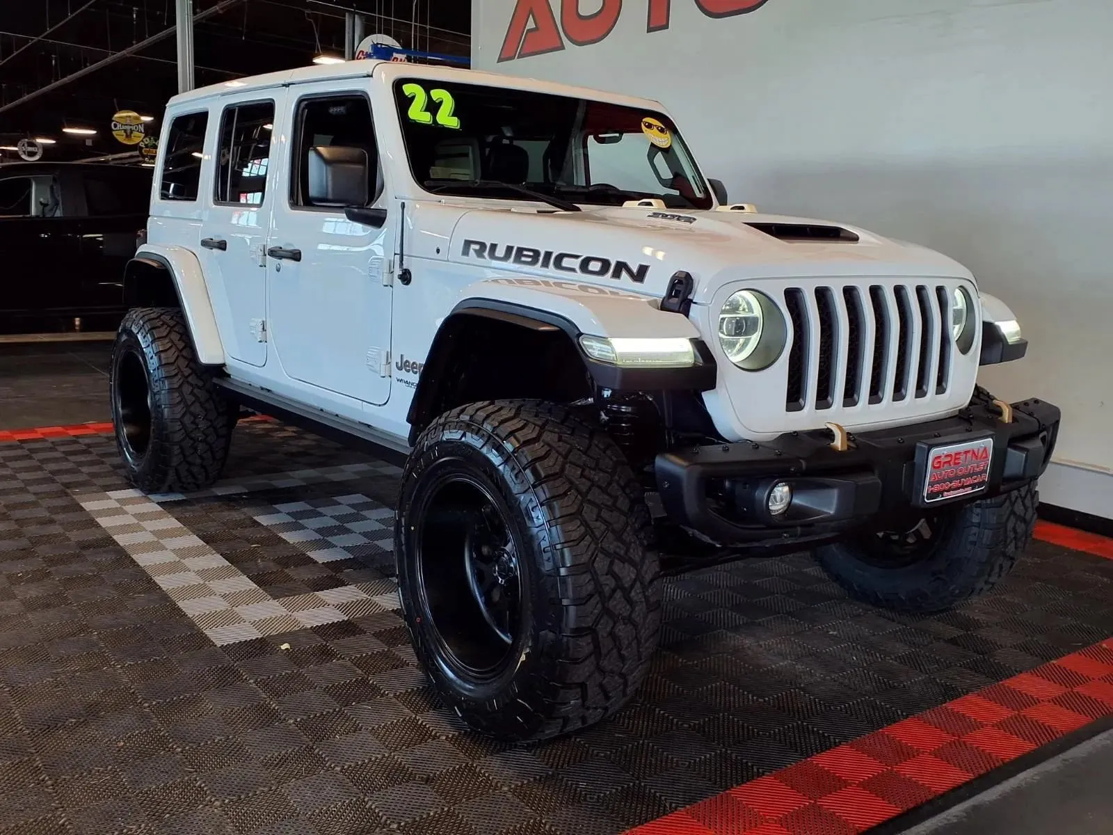 Jeep Wrangler photo 2