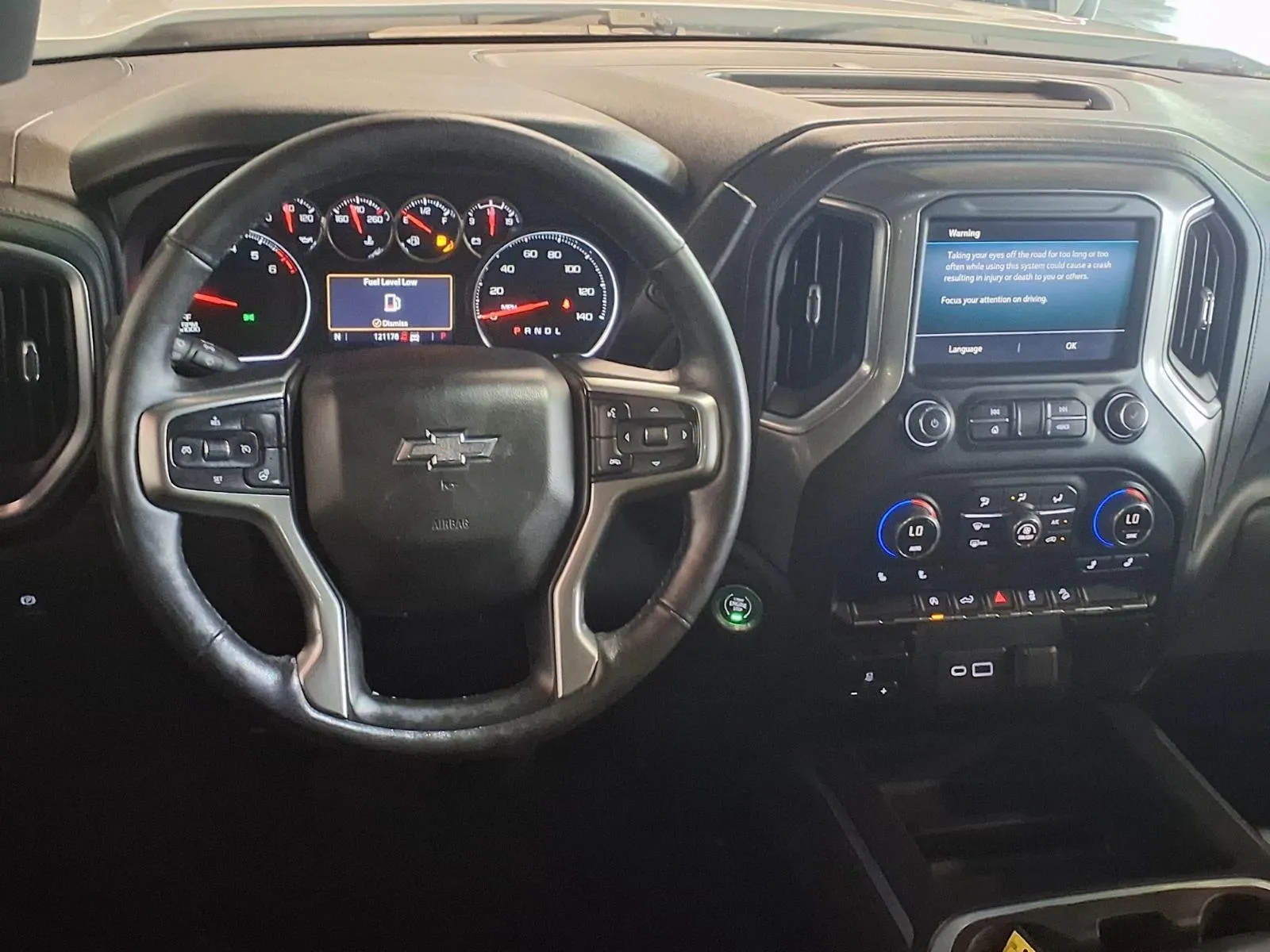 Chevrolet Silverado photo 14