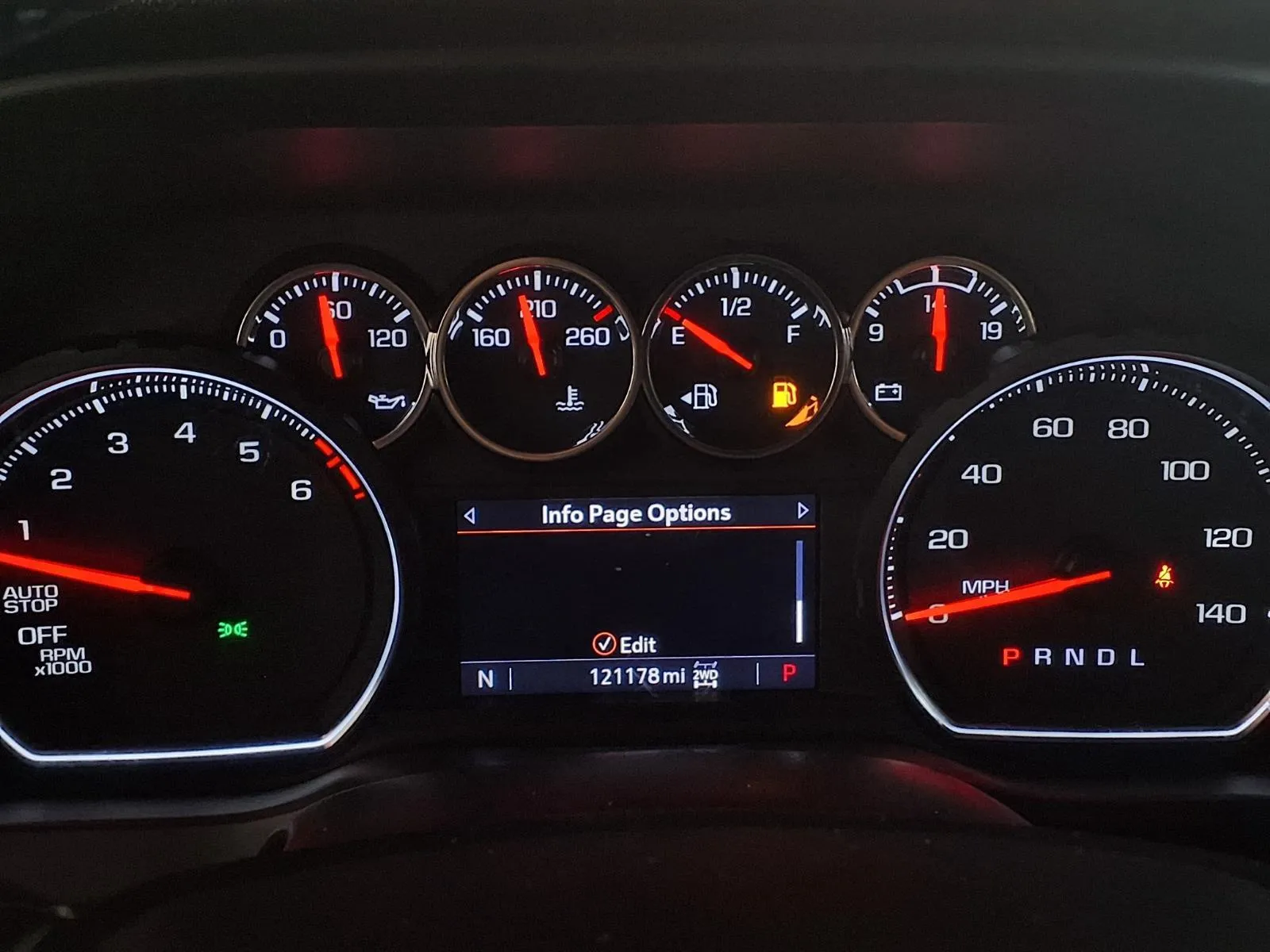 Chevrolet Silverado photo 22