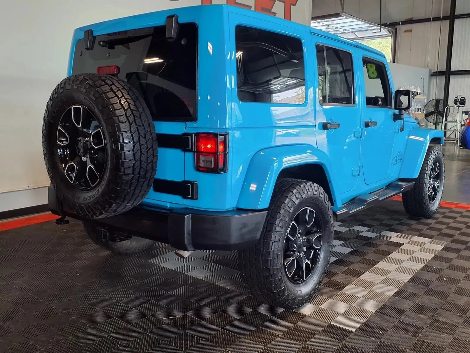 Jeep Wrangler JK photo 8