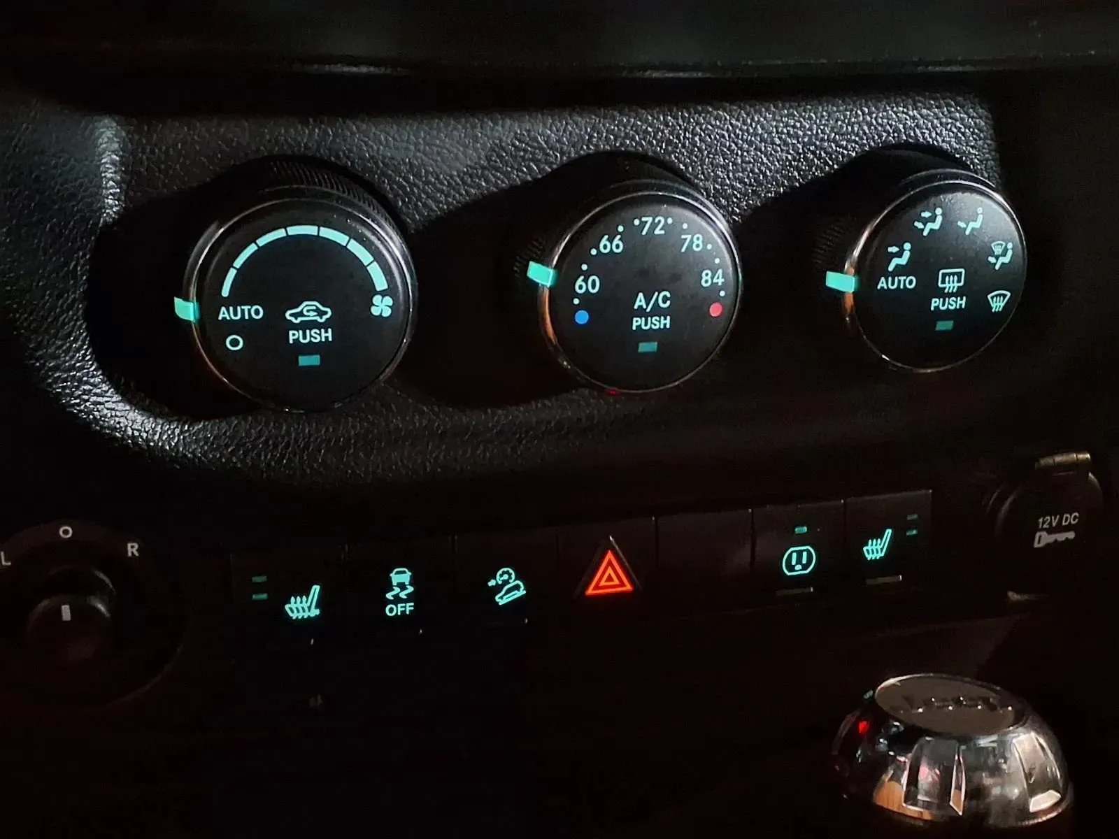 Jeep Wrangler JK photo 19