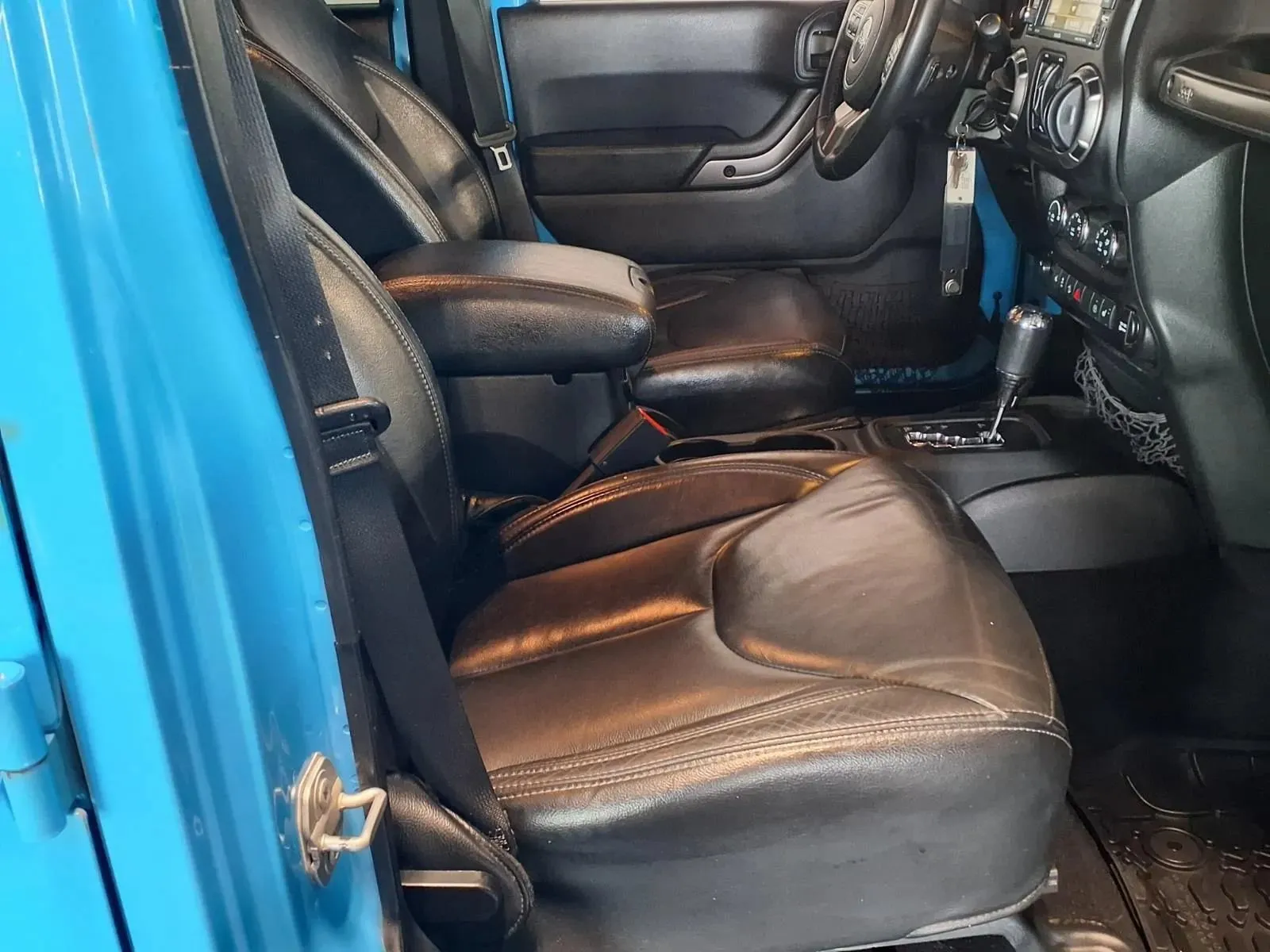 Jeep Wrangler JK photo 12