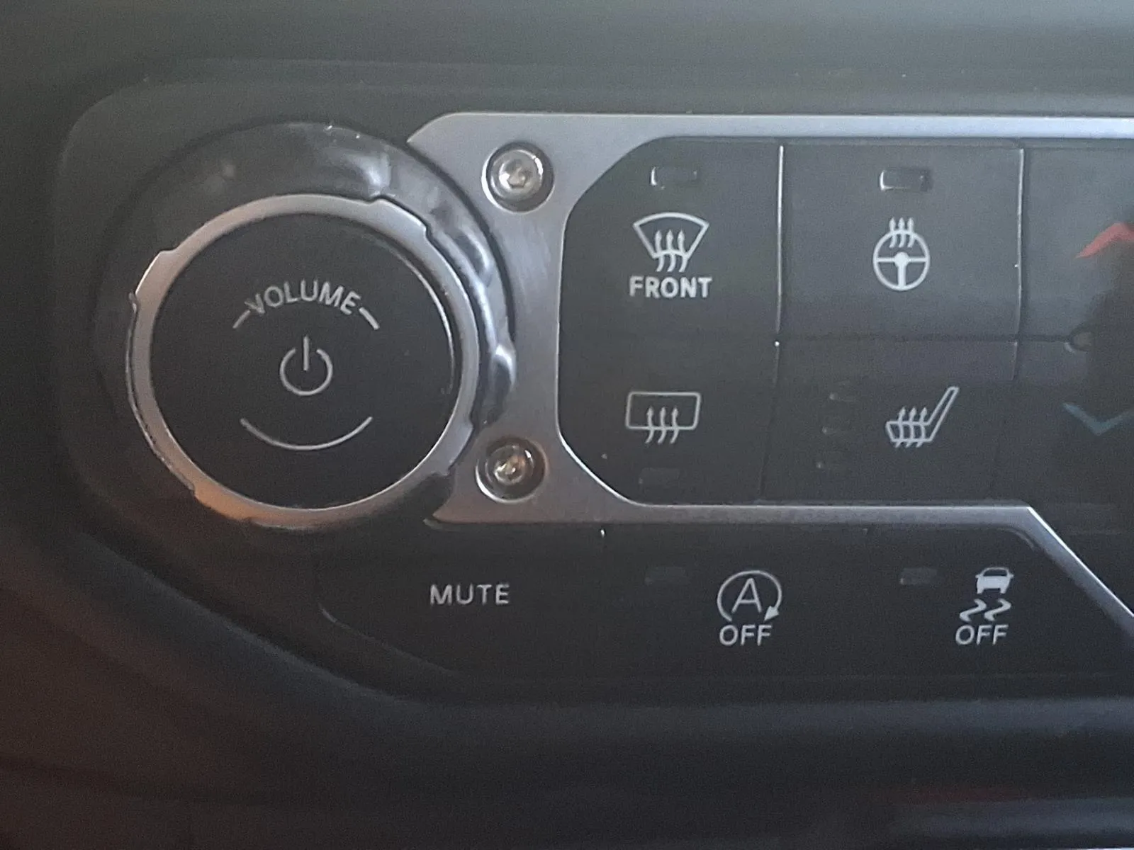 Jeep Wrangler photo 19