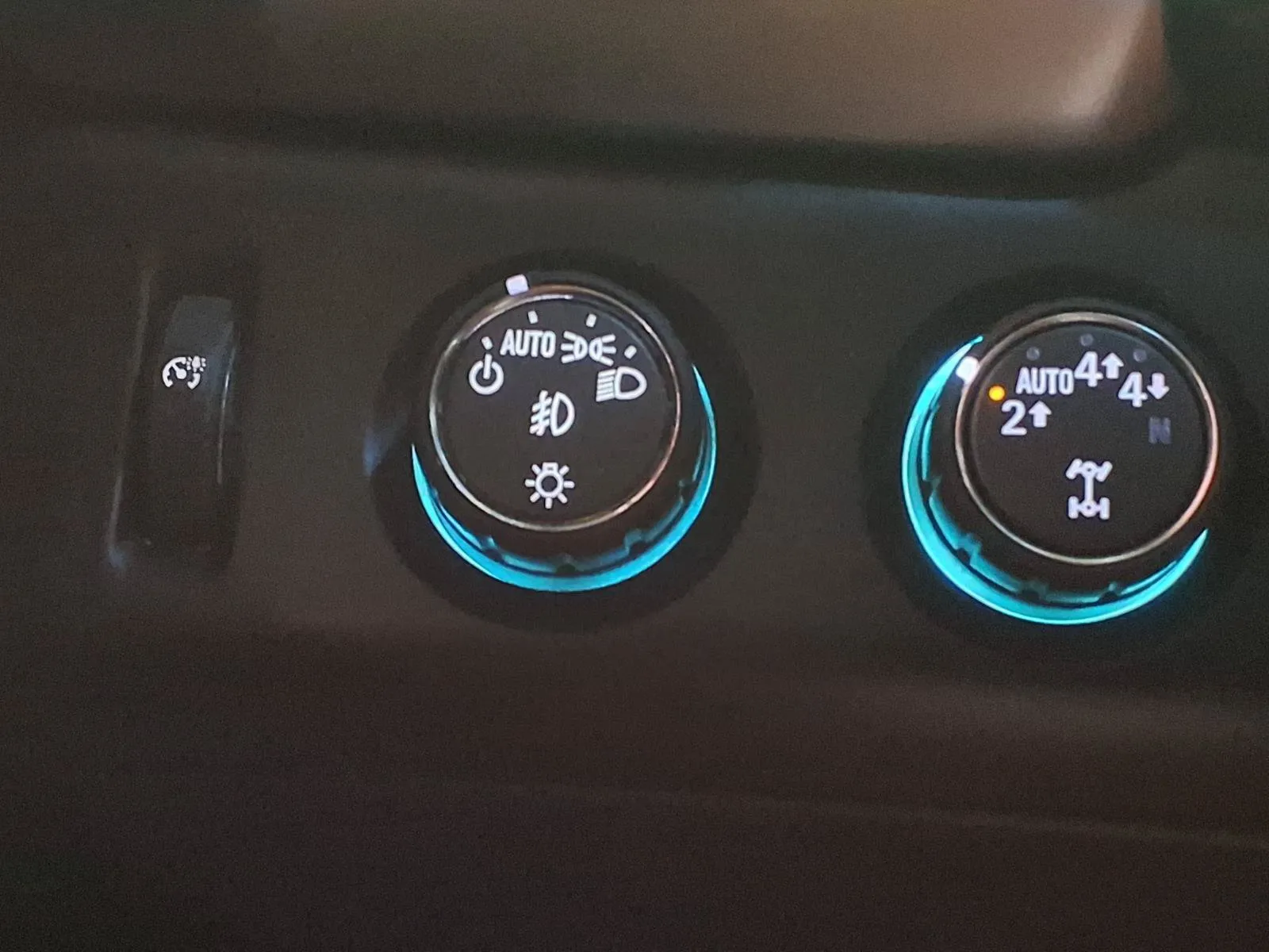 Chevrolet Tahoe photo 28