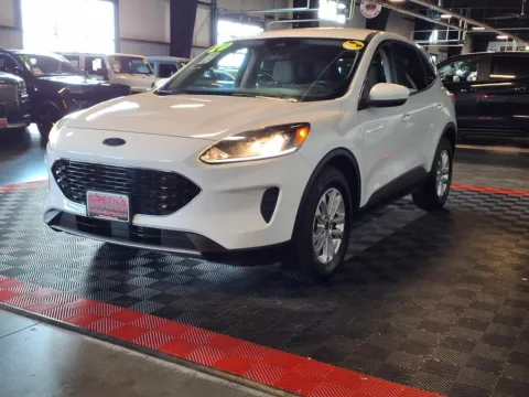 Another view of 2020 Ford Escape SE for sale in Gretna, NE at Gretna Auto Outlet