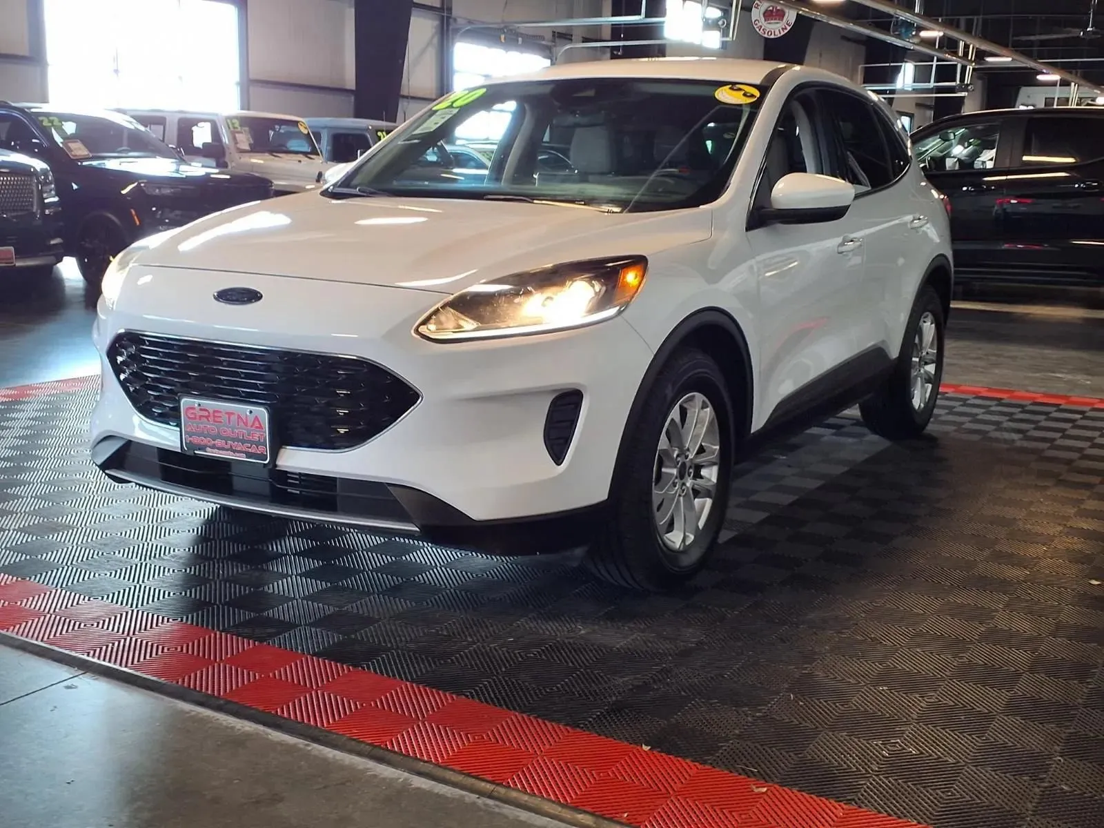 Ford Escape photo 3