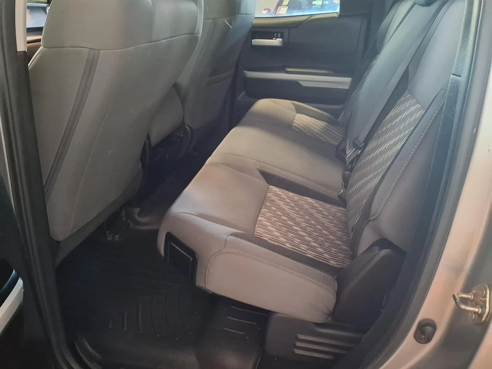 Toyota Tundra photo 13