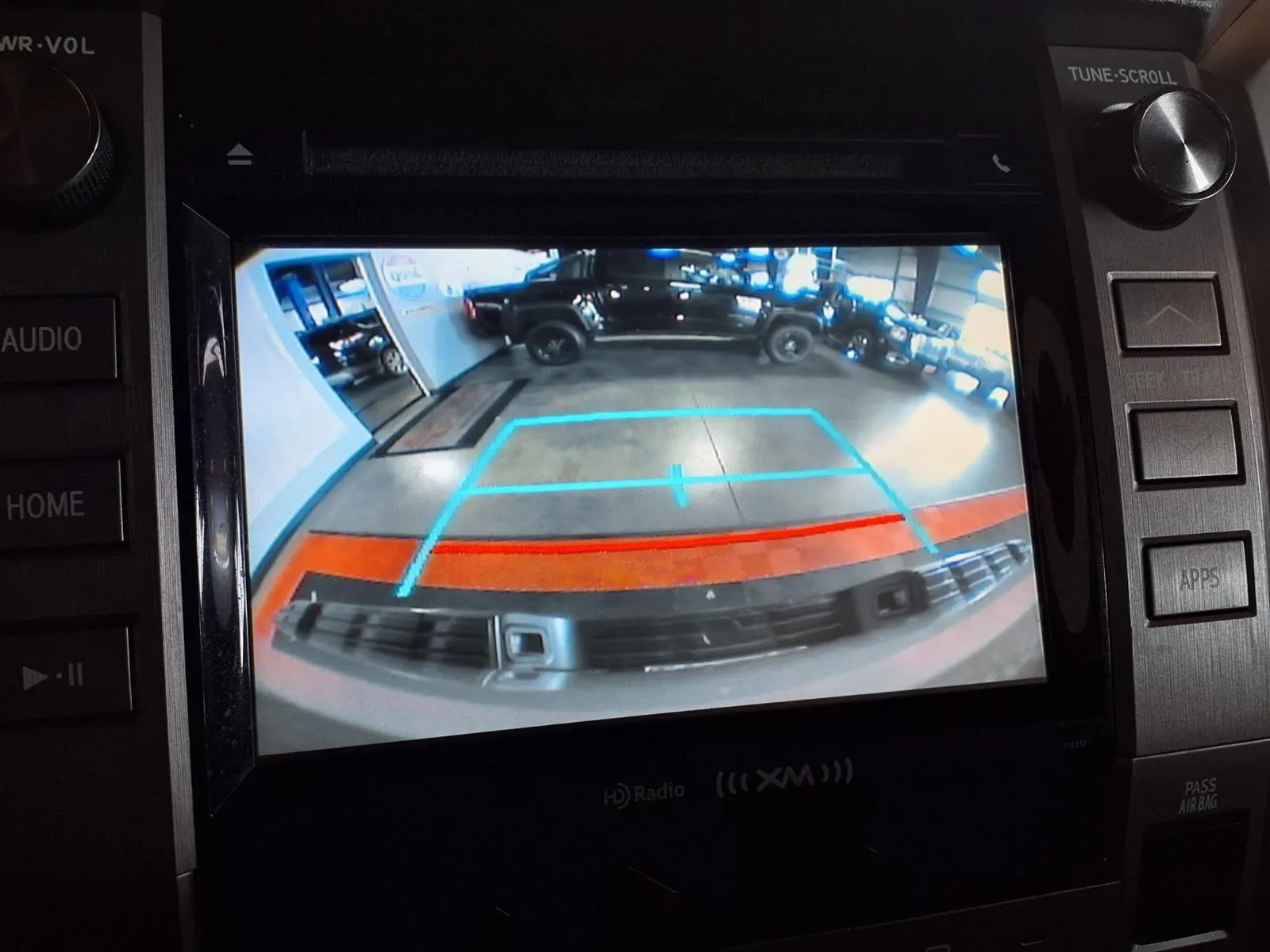 Toyota Tundra photo 16