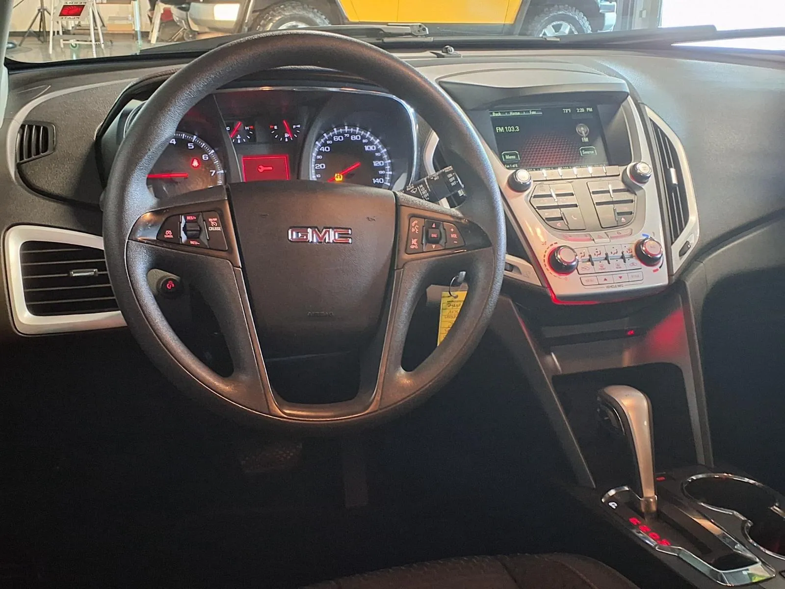 GMC Terrain photo 15