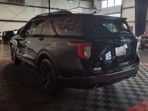 More photos of 2023 Ford Explorer ST-Line at Gretna Auto Outlet, NE
