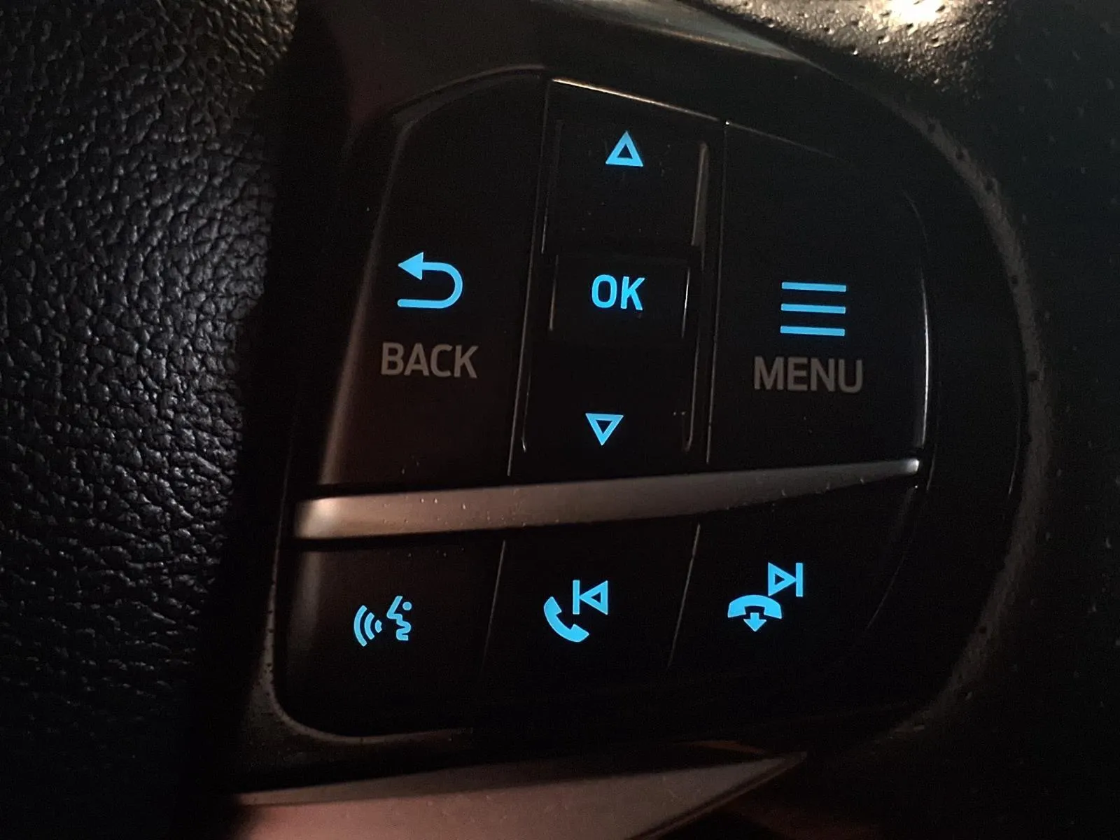 Ford Explorer photo 27
