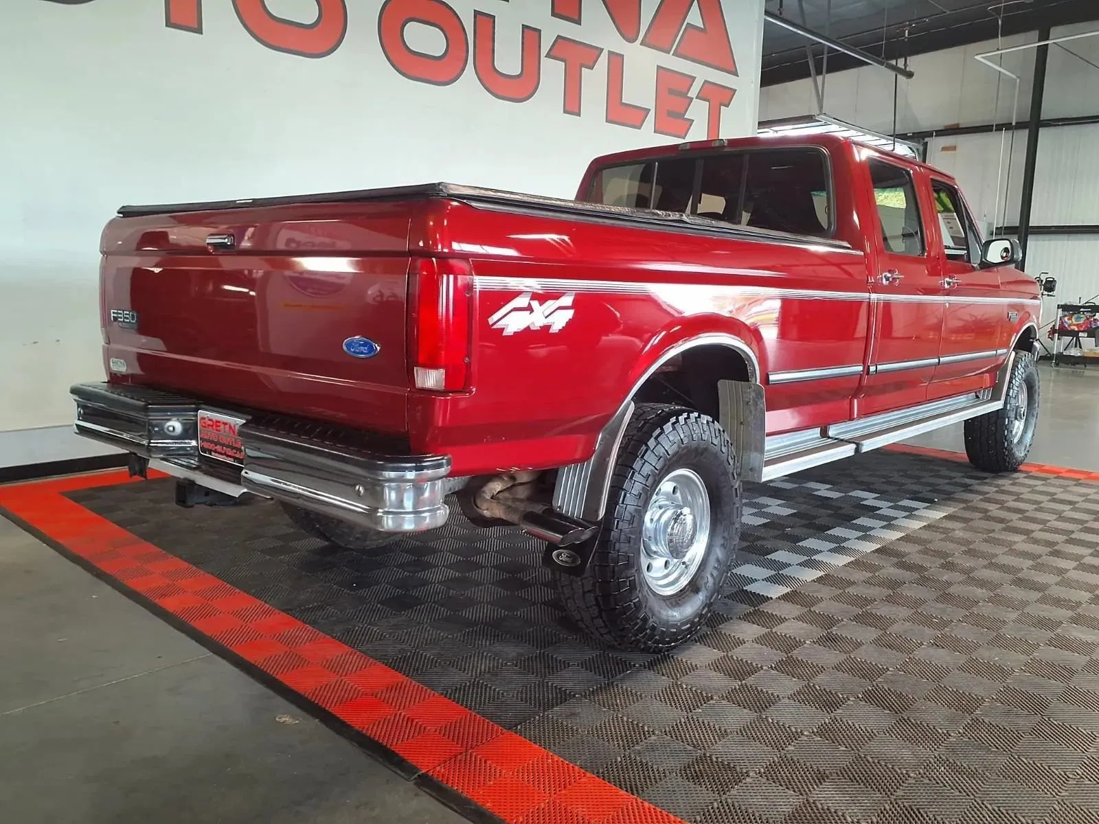 Ford F-350 photo 7