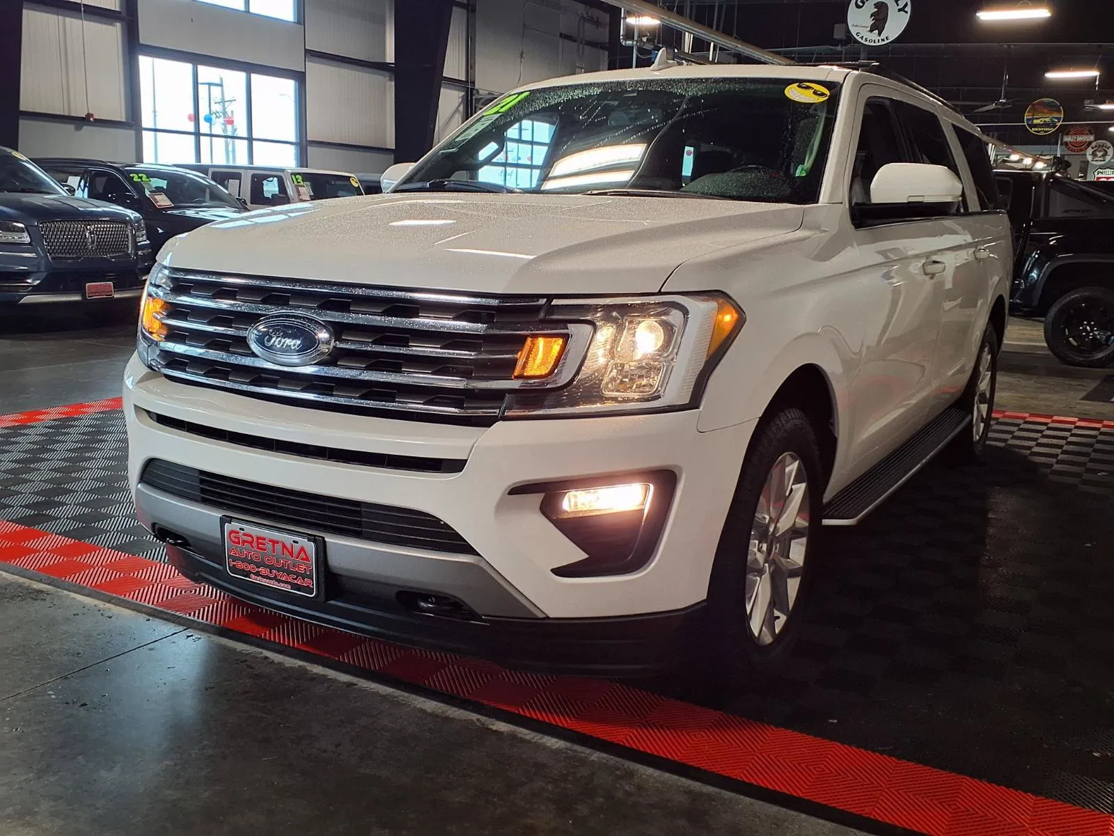 Ford Expedition MAX photo 4
