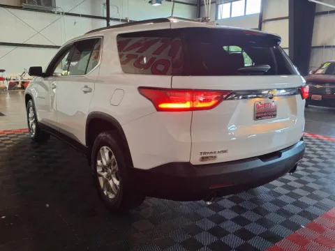 More photos of 2020 Chevrolet Traverse LT Cloth at Gretna Auto Outlet, NE