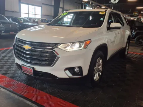 More photos of 2020 Chevrolet Traverse LT Cloth at Gretna Auto Outlet, NE