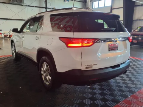 More photos of 2020 Chevrolet Traverse LT Cloth at Gretna Auto Outlet, NE