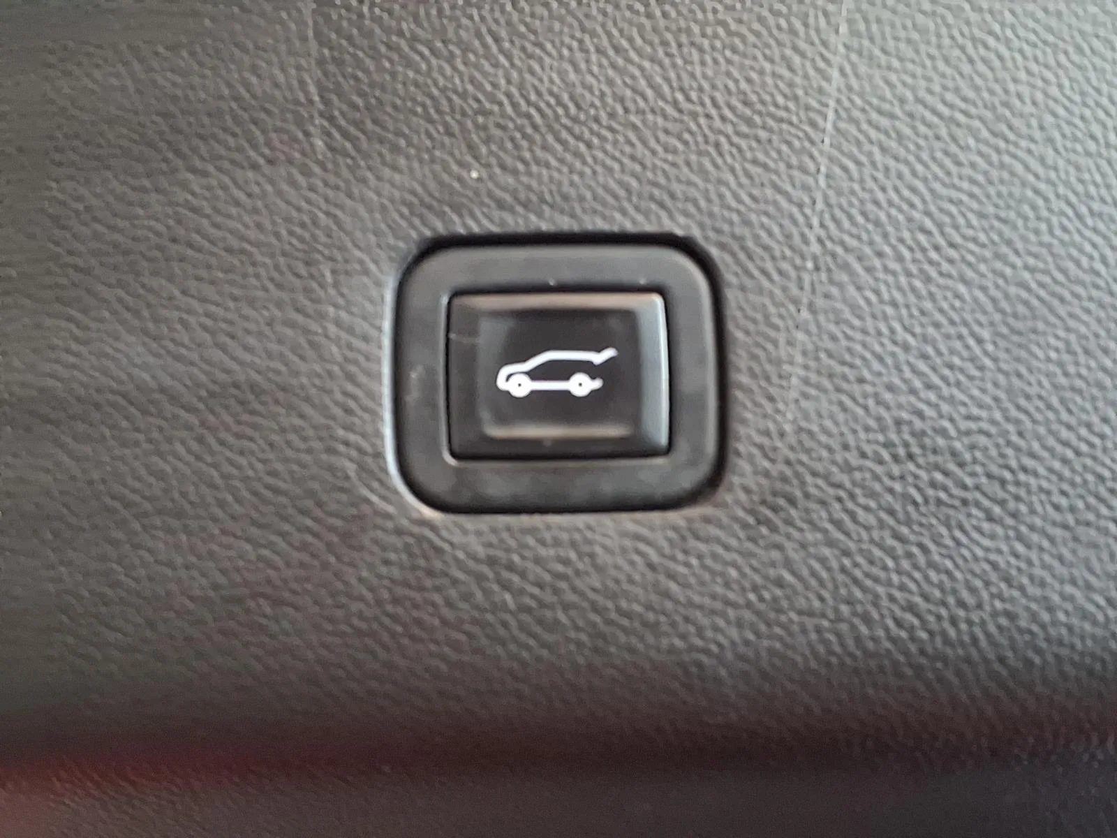 Chevrolet Traverse photo 8