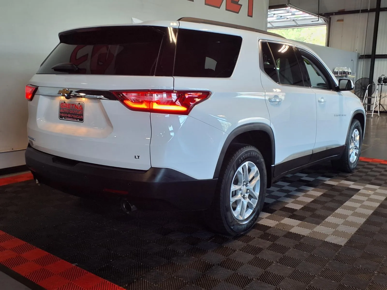 Chevrolet Traverse photo 9