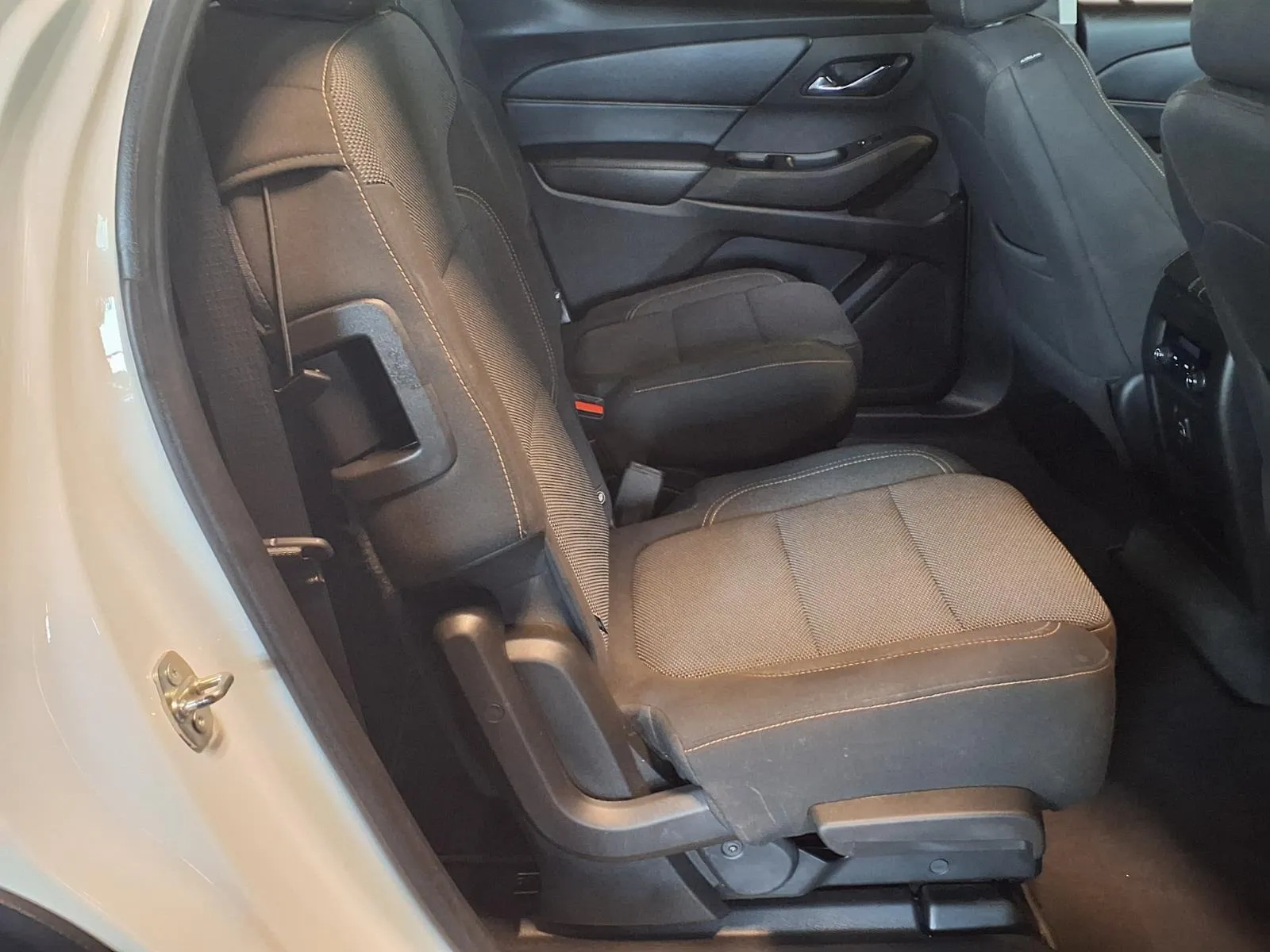 Chevrolet Traverse photo 11