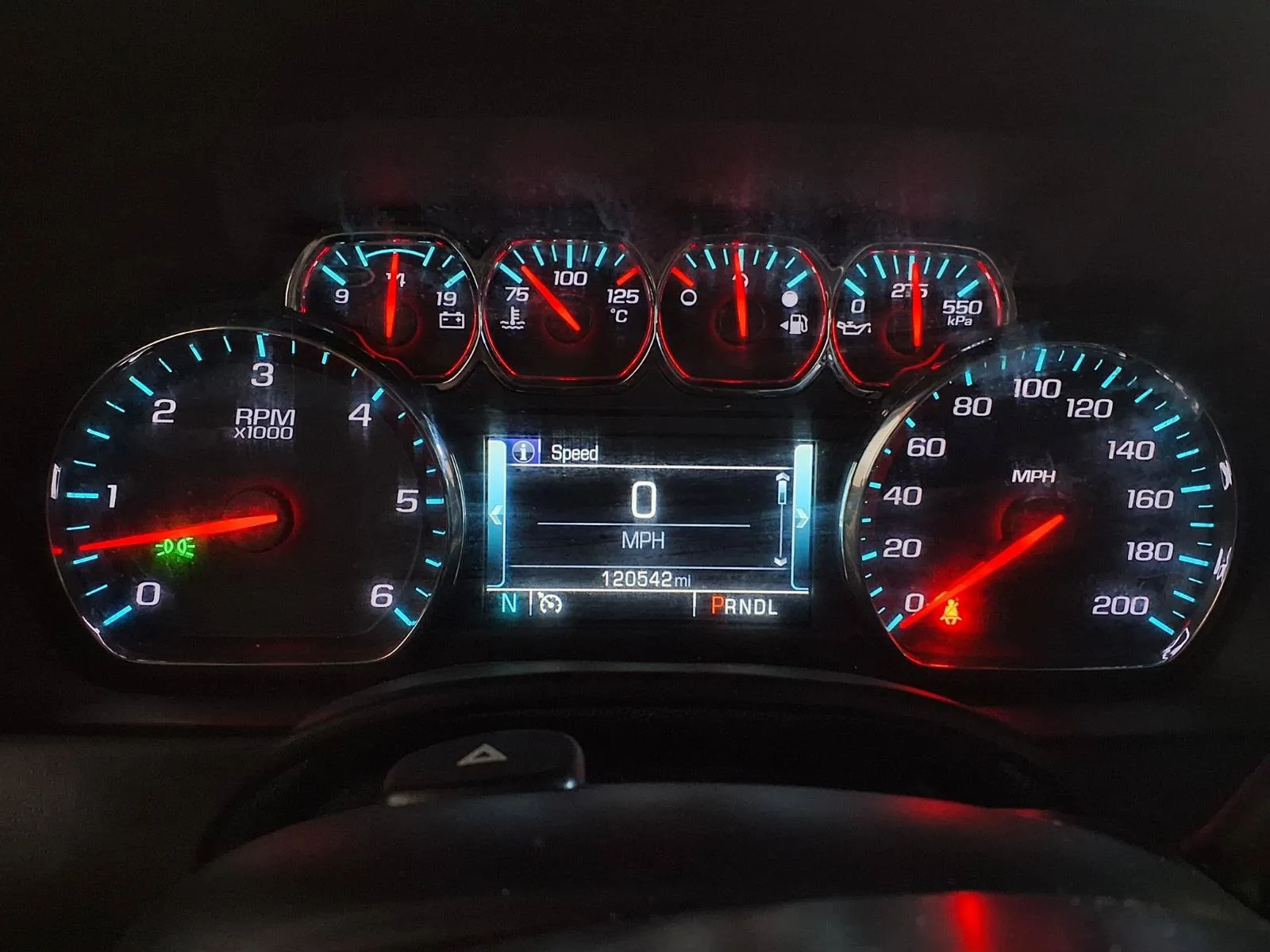 Chevrolet Suburban photo 25