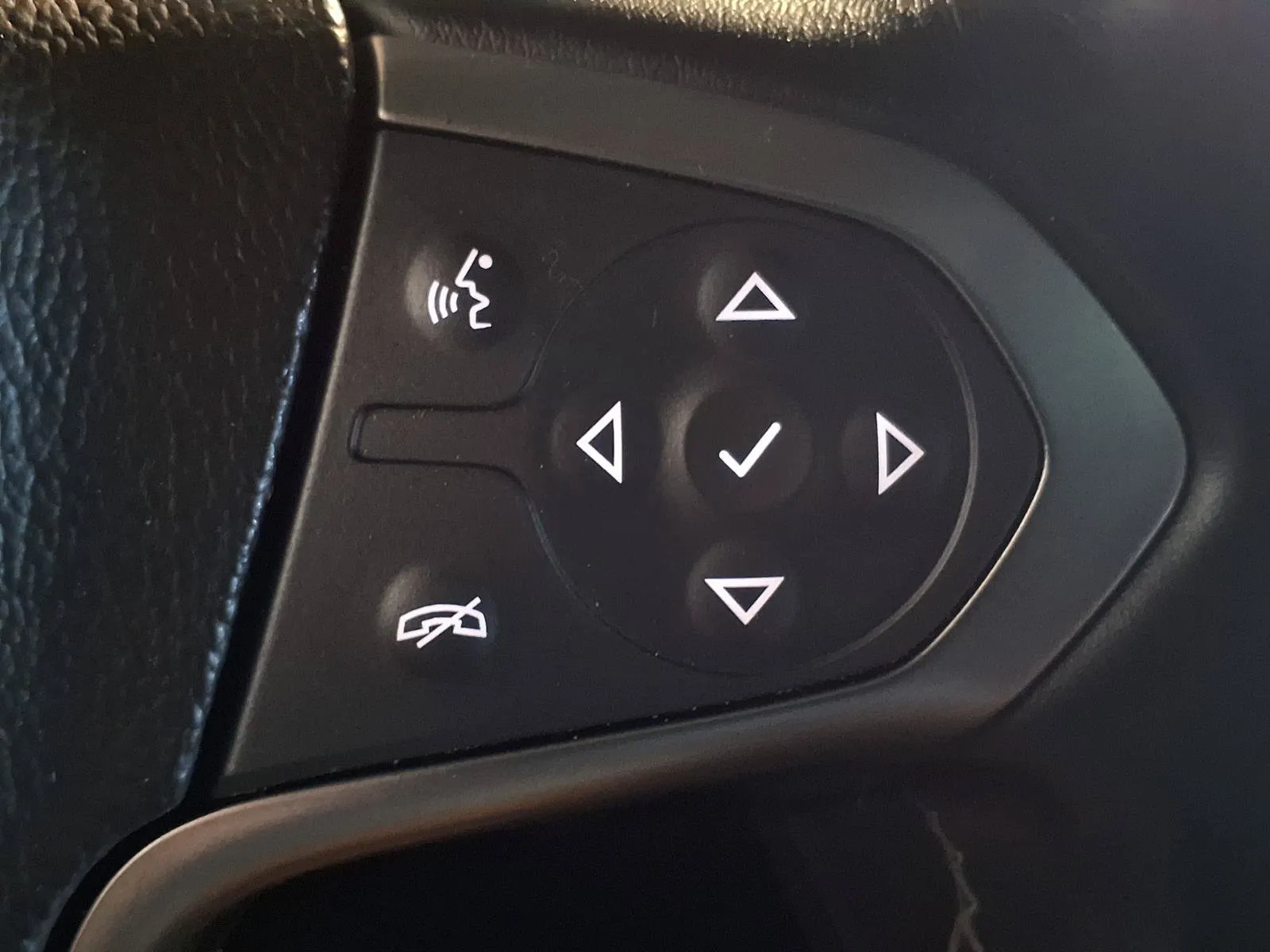 Chevrolet Suburban photo 27