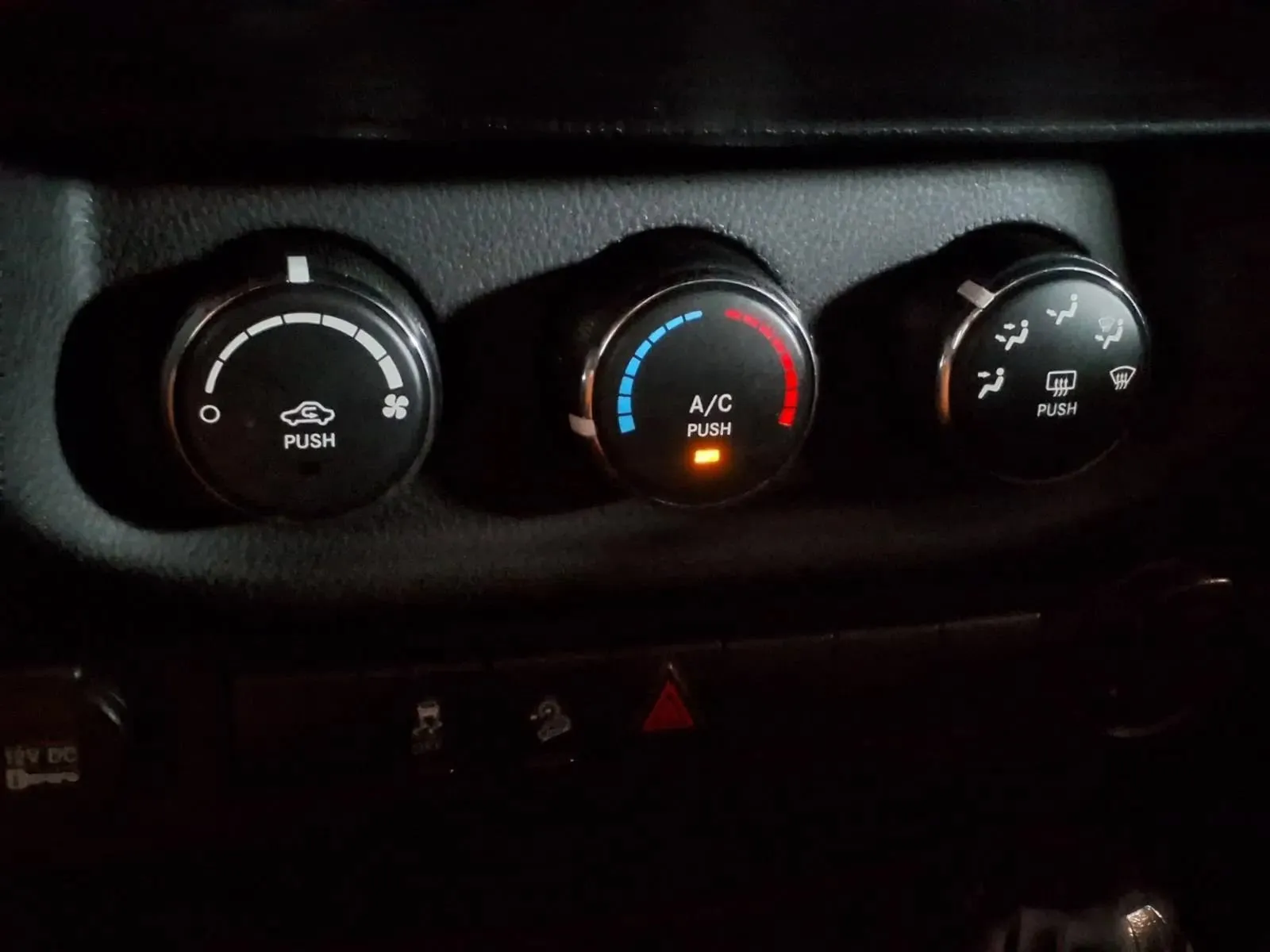 Jeep Wrangler photo 17