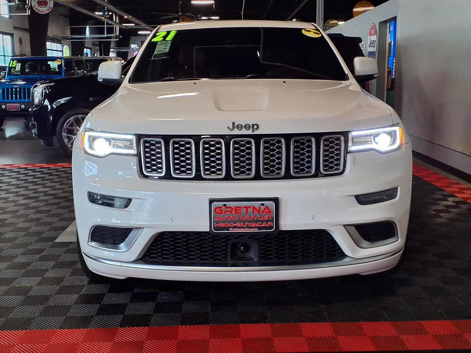 Jeep Grand Cherokee photo 3