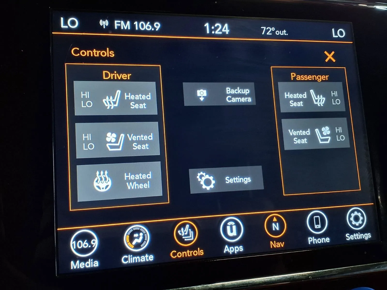 Jeep Grand Cherokee photo 19