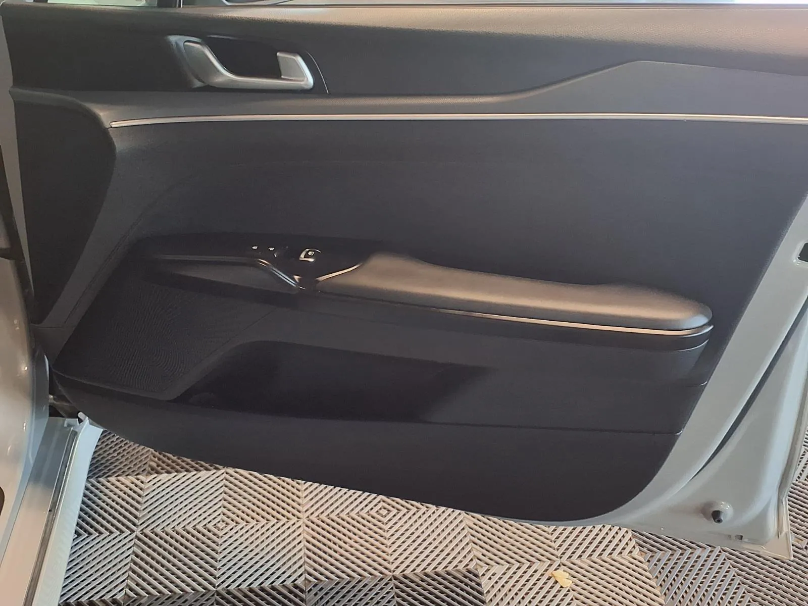 Kia K5 photo 10