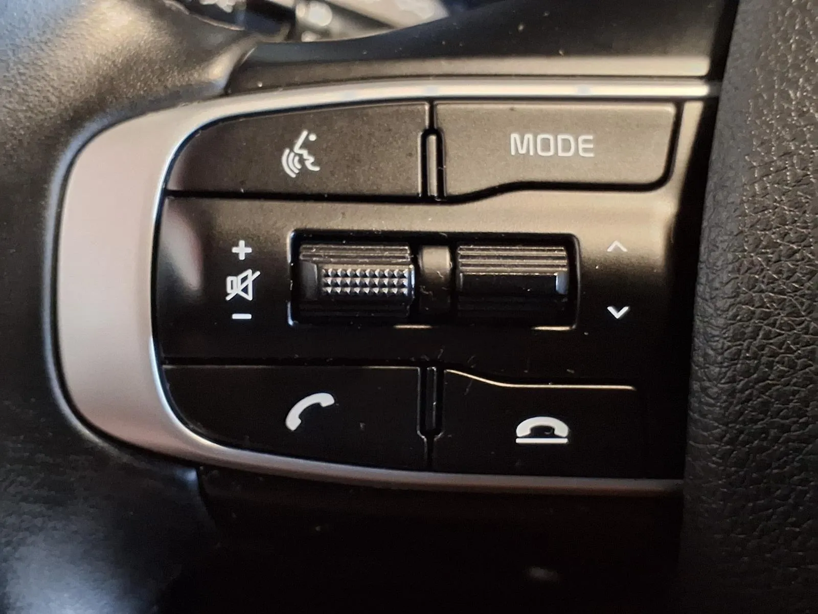 Kia K5 photo 26