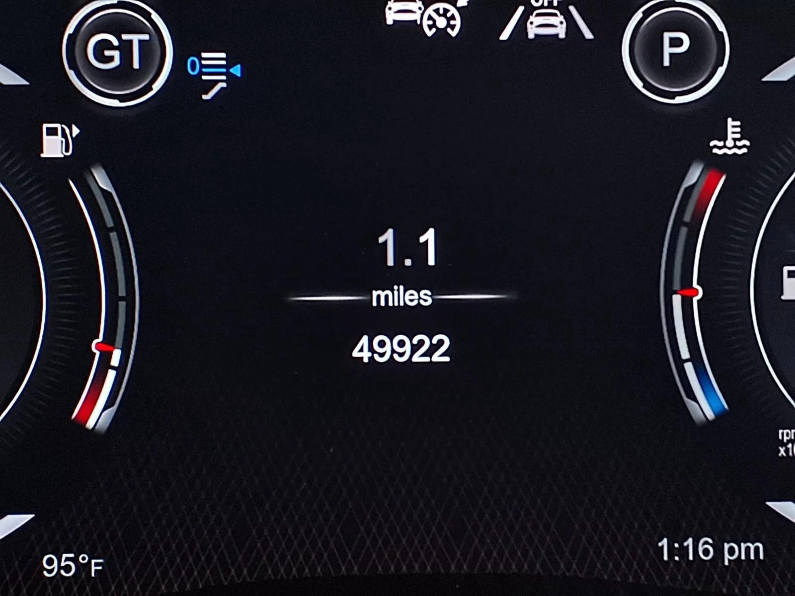 Aston Martin DBX photo 26