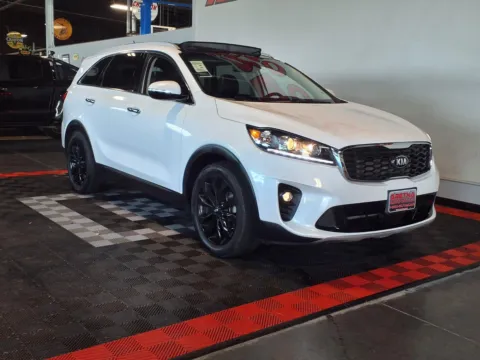 Photos of 2020 Kia Sorento EX V6 for sale in Gretna, NE at Gretna Auto Outlet