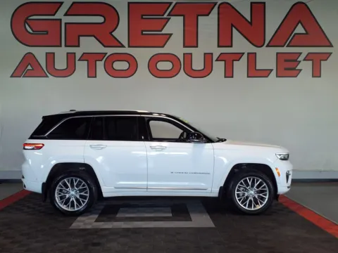 White 2023 Jeep Grand Cherokee Summit for sale in Gretna, NE