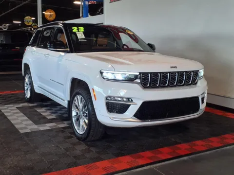 Photos of 2023 Jeep Grand Cherokee Summit for sale in Gretna, NE at Gretna Auto Outlet