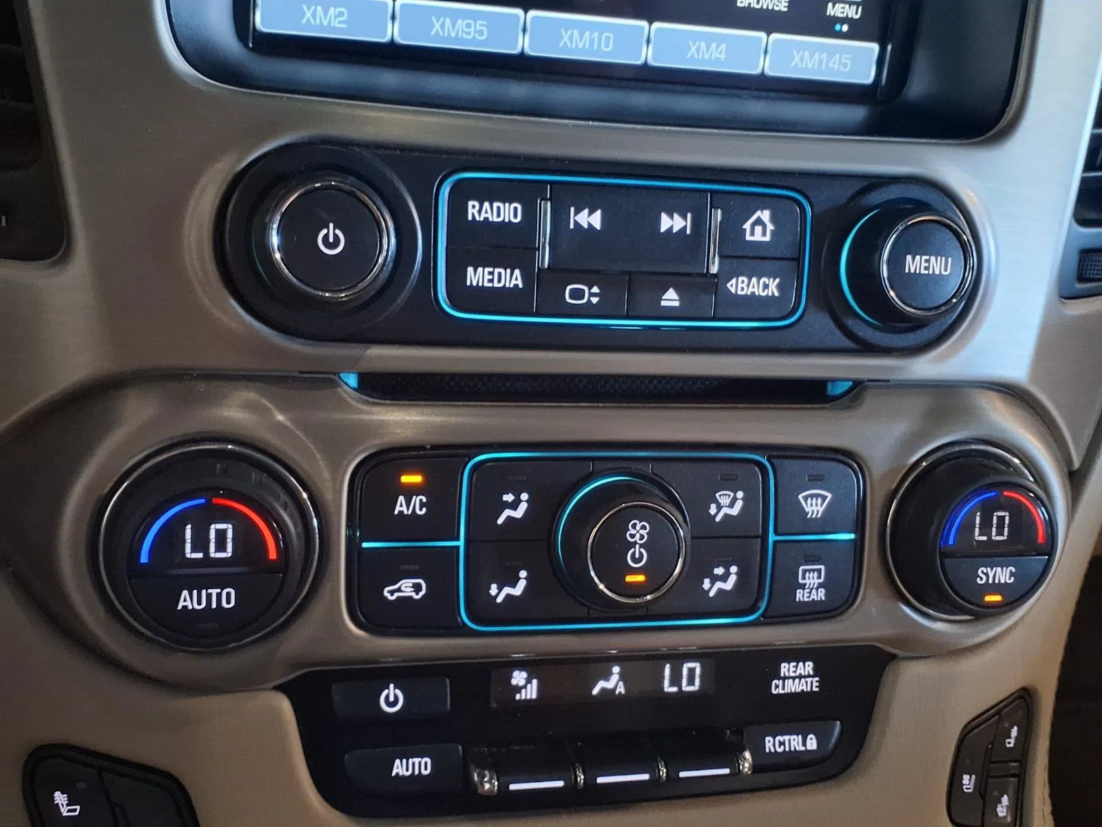 GMC Yukon XL photo 21