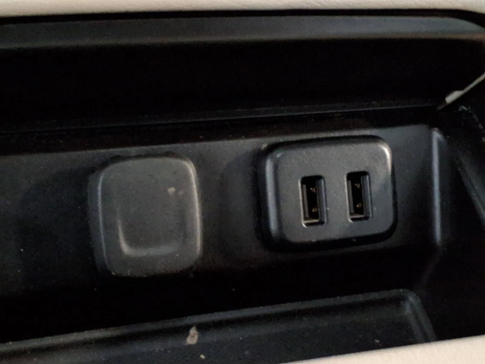 GMC Yukon XL photo 23