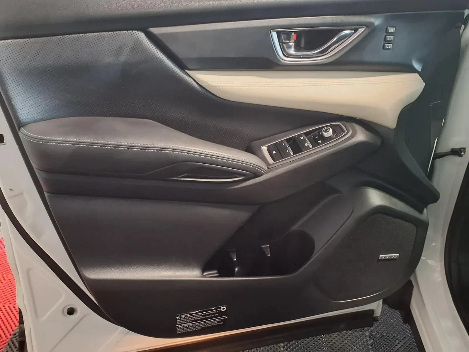 Subaru Ascent photo 17