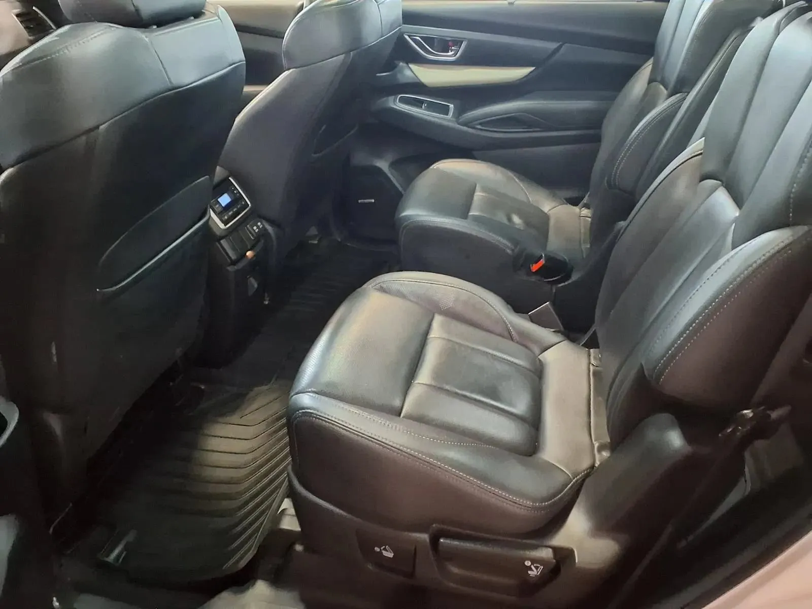 Subaru Ascent photo 15