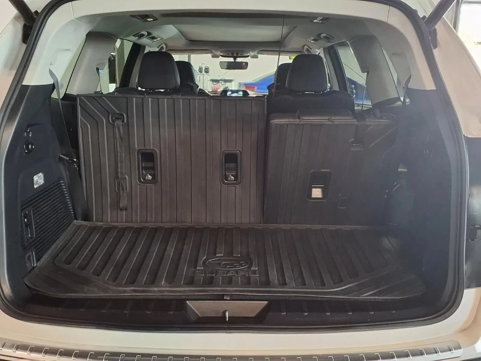 Subaru Ascent photo 7