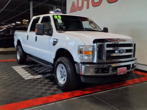 Photos of 2008 Ford Super Duty F-350 SRW FX4 for sale in Gretna, NE at Gretna Auto Outlet