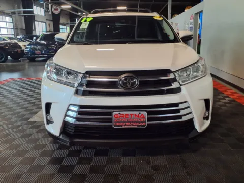 Another view of 2019 Toyota Highlander Limited for sale in Gretna, NE at Gretna Auto Outlet