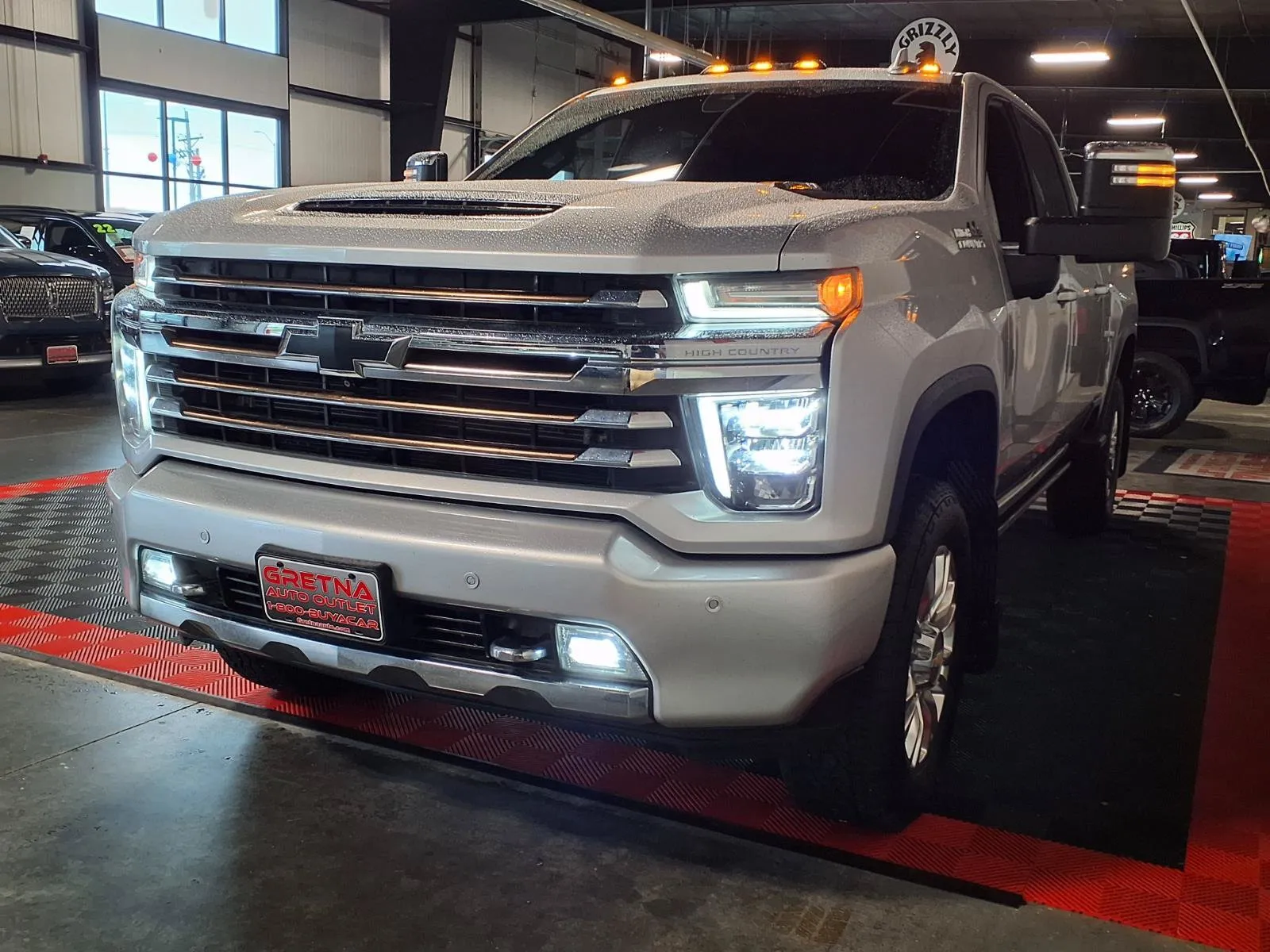 Chevrolet Silverado photo 4